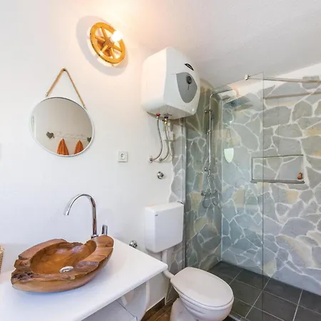 Two-bedroom In Privlaka-sabunike Nin