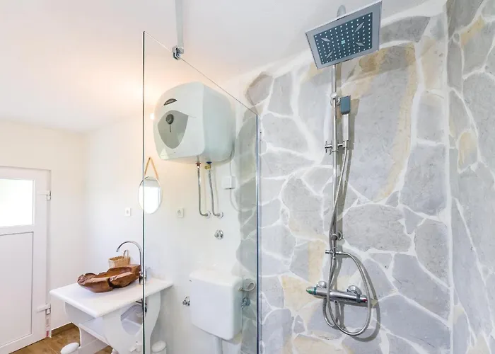Two-bedroom In Privlaka-sabunike Дом отдыха *